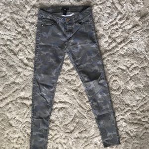 Camo pants